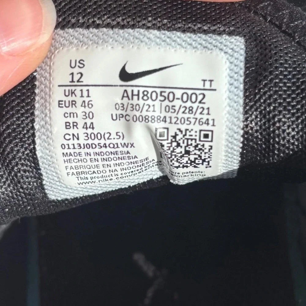 Nike Air Max 270 Black White Athletic Sneakers Men's Size 12 AH8050-002